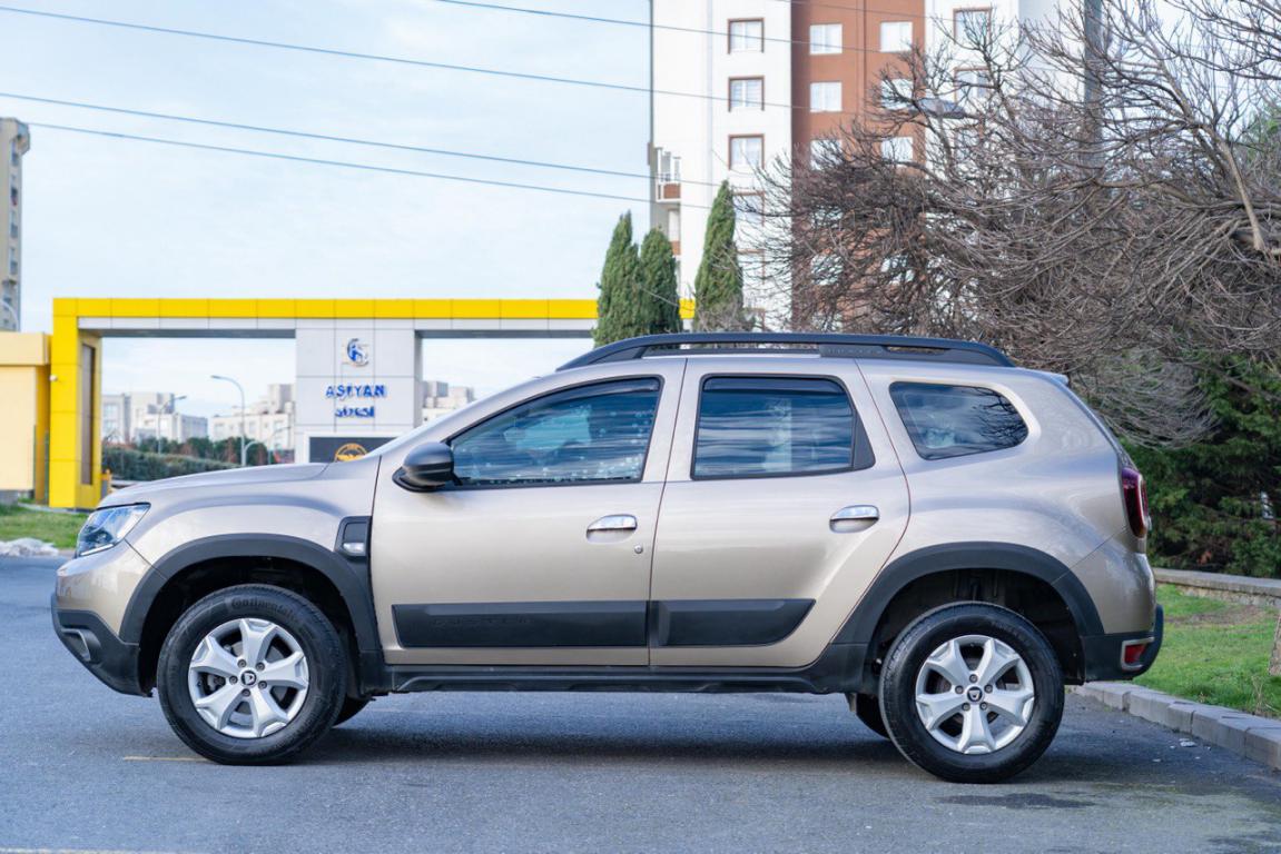 ‏Dacia Duster 2018  Gold