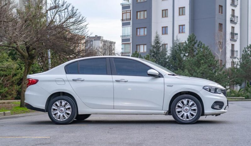 
								‏Fiat egea 2017 white full									
