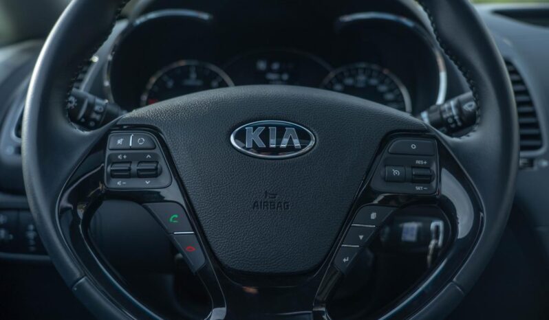 
								Kia cerato full									