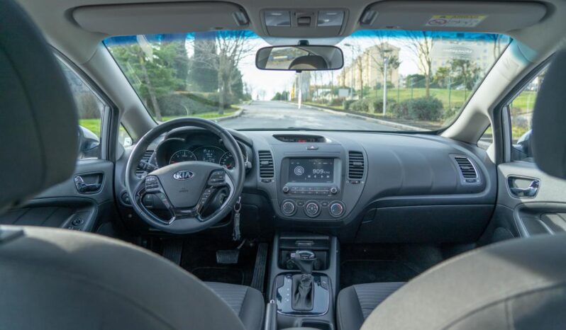 
								Kia cerato full									