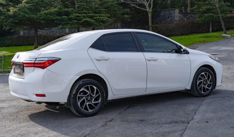 
								Toyota corolla full									