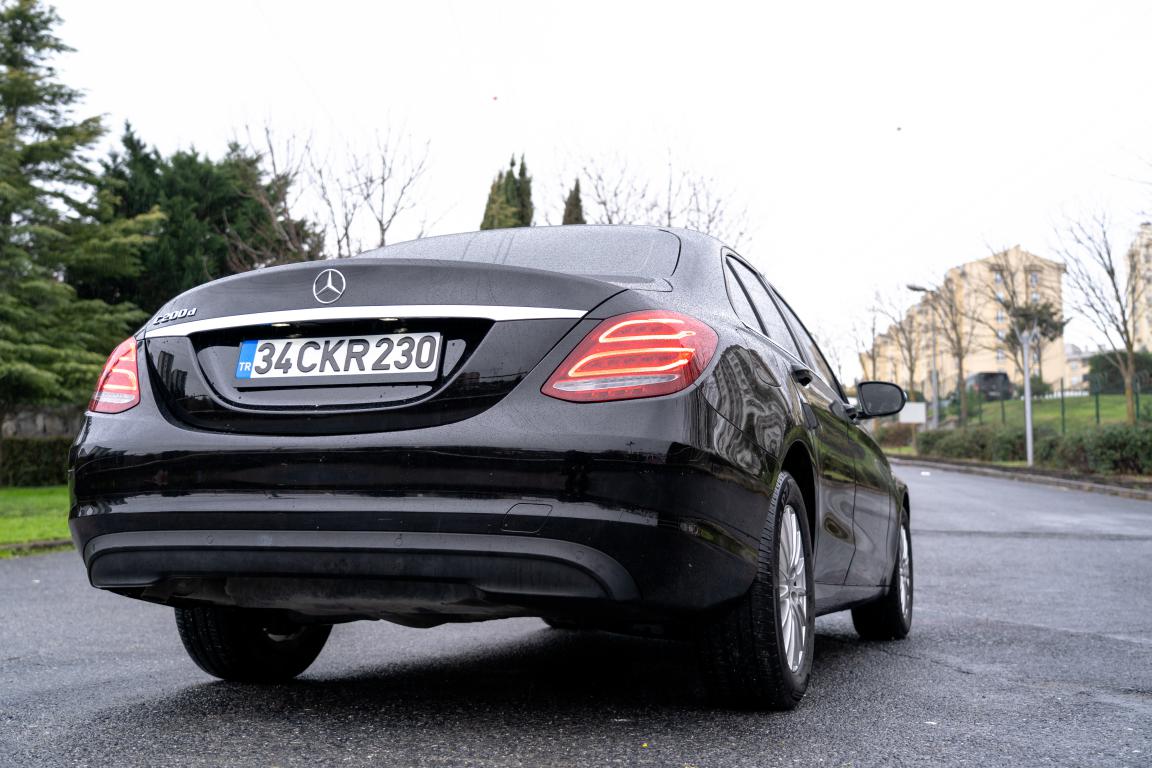 ‏Mercedes c200 2018 black AMG