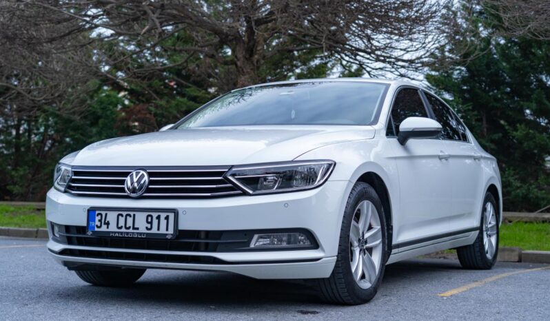 
								‏Passat 2020 white full									